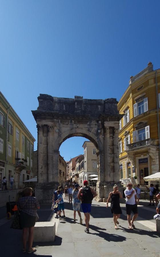 Apartmán Mc Centar Apartman Pula Exteriér fotografie